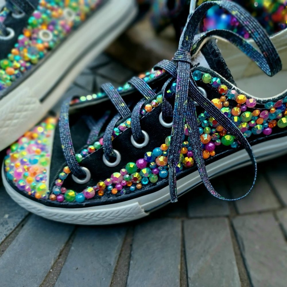 BLINGED OUT GIRLS CONVERSE